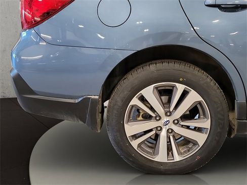 Used 2018 Subaru Outback 2.5i Limited w/ 50th Anniversary Edition image 26