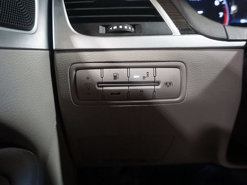 Used 2016 Hyundai Genesis 3.8 w/ Option Group 02 RWD image 4