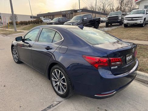 Used 2017 Acura TLX V6 SH-AWD w/ Technology Pkg image 3