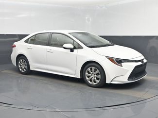 Used 2020 Toyota Corolla LE video 1