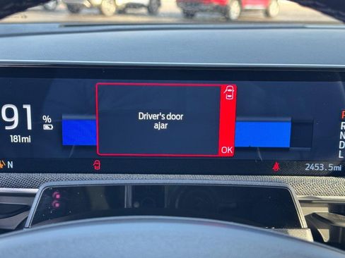 Used 2024 Ford Mustang Mach-E Premium image 19