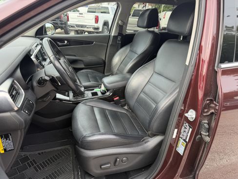 Used 2017 Kia Sorento EX FWD image 11