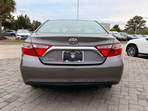 Used 2015 Toyota Camry LE FWD image 9