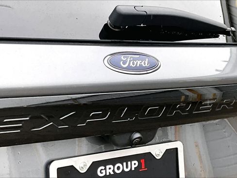 Certified 2022 Ford Explorer ST w/ Equipment Group 401A image 9