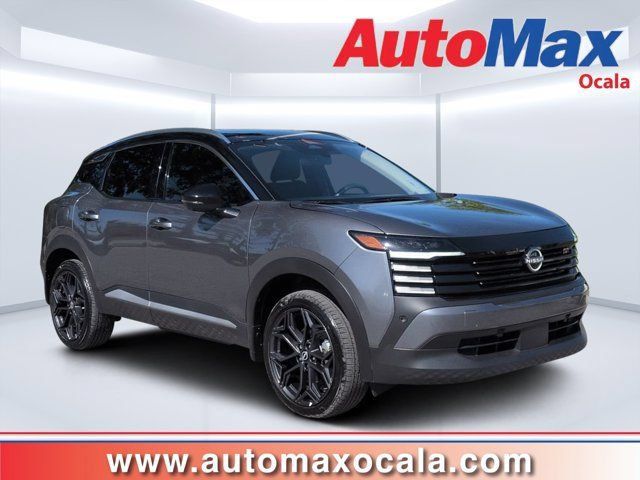 Used 2025 Nissan Kicks SR FWD image 1