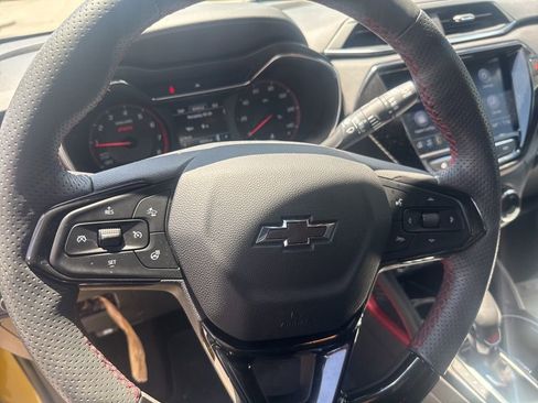Used 2023 Chevrolet TrailBlazer RS w/ Convenience Package FWD image 20