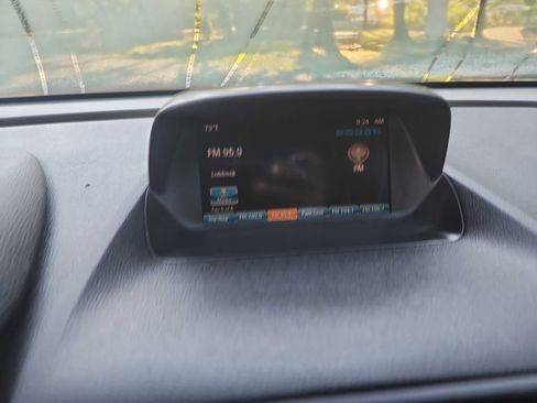 Used 2015 Buick Encore FWD image 22