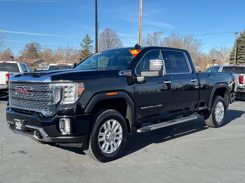 Used 2023 GMC Sierra 2500 Denali w/ Denali Ultimate Package AWD/4WD image 12