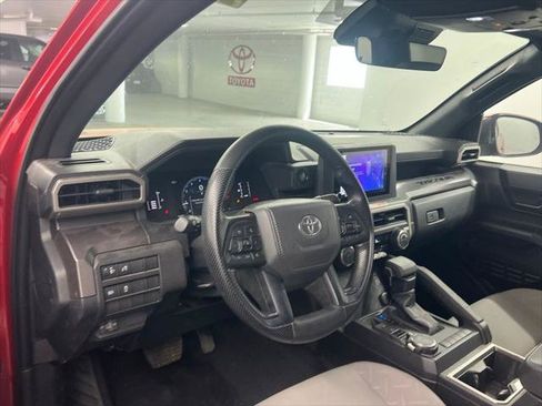Certified 2025 Toyota Tacoma SR5 AWD/4WD image 9