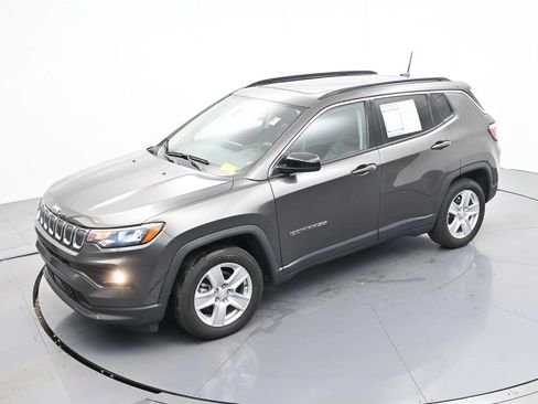 Used 2022 Jeep Compass Latitude w/ Sun and Sound Group image 22