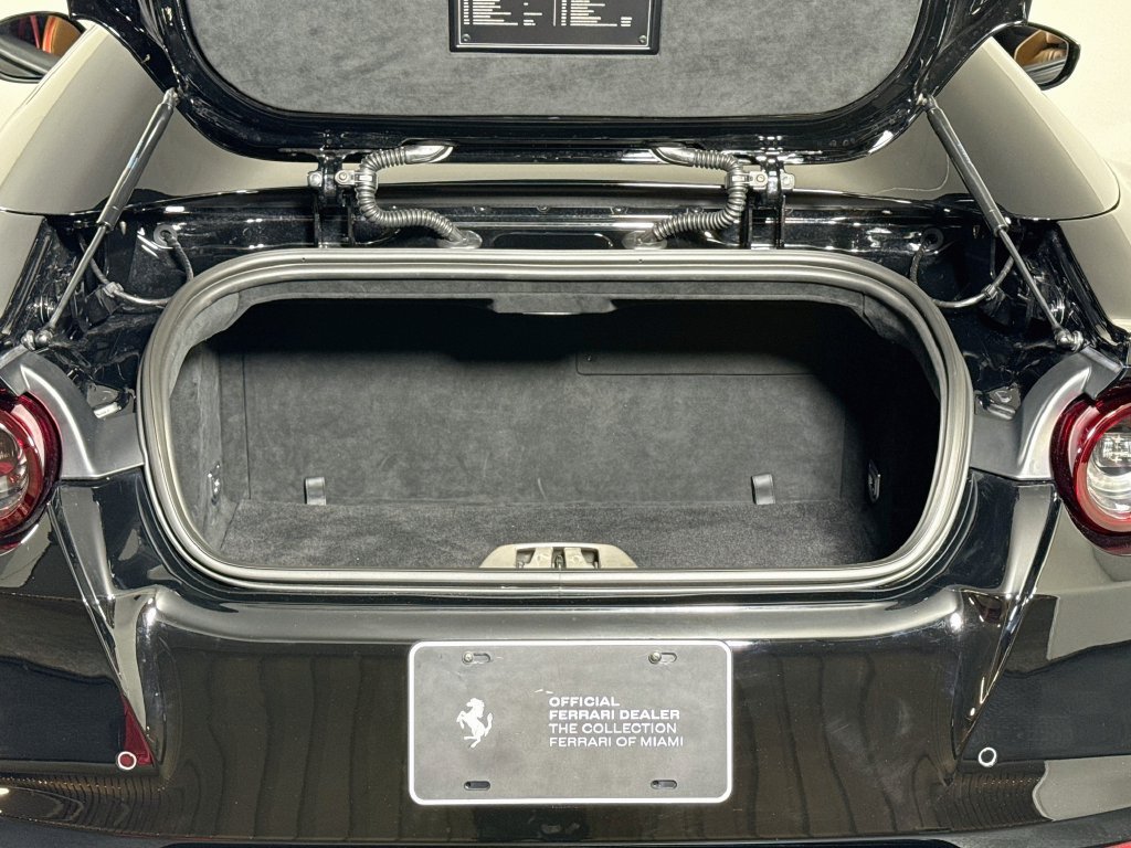 Certified 2023 Ferrari 812 GTS RWD image 28