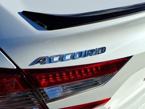 Certified 2022 Honda Accord Sport Special Edition image 32
