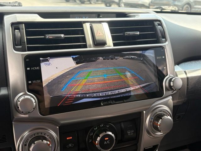 Used 2019 Toyota 4Runner SR5 AWD/4WD image 5