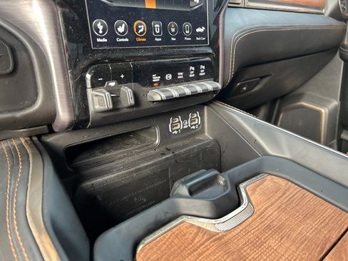 Used 2020 RAM 2500 Limited image 21