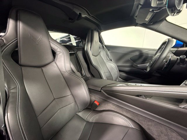 Used 2026 Chevrolet Corvette Stingray Coupe w/ 1LT RWD image 31