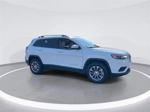 Used 2021 Jeep Cherokee Latitude Lux w/ Comfort/Convenience Group image 2