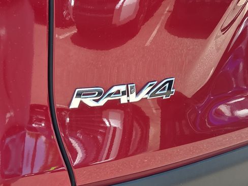 Used 2023 Toyota RAV4 XLE w/ Convenience Package FWD image 29