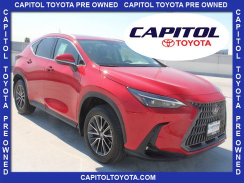 Used 2025 Lexus NX 250 FWD w/ Premium Package image 1