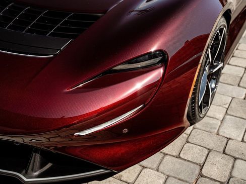 Used 2021 McLaren Elva RWD image 34