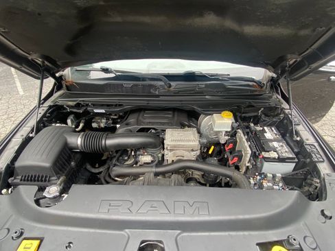 Used 2019 RAM 1500 Laramie w/ Off Road Group AWD/4WD image 64