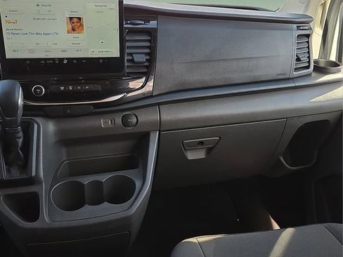 Used 2023 Ford Transit 350 XLT image 19