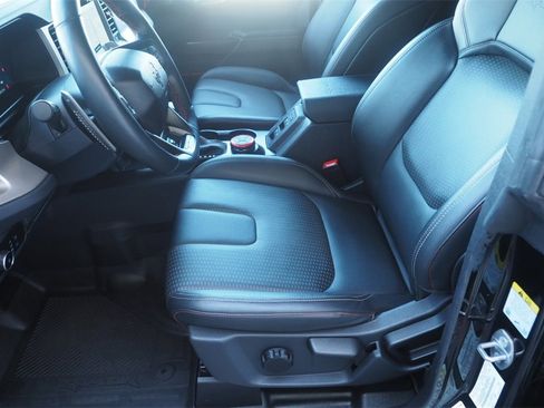 Used 2023 Ford Bronco Raptor image 9