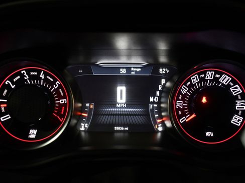 Used 2020 Dodge Challenger SXT image 25