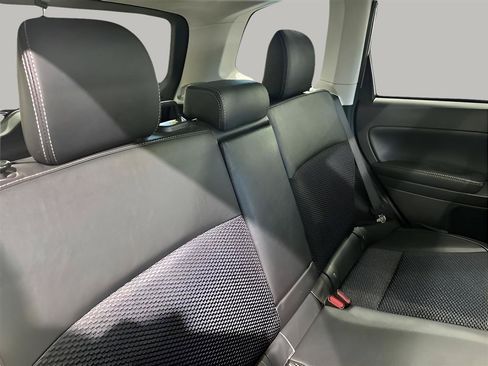 Used 2018 Subaru Forester 2.5i Premium AWD/4WD image 18