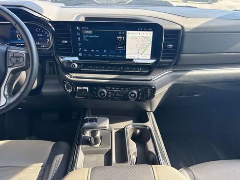 Certified 2025 Chevrolet Silverado 1500 ZR2 image 19