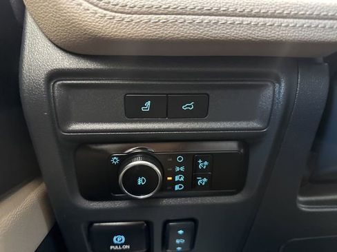 Used 2024 Ford Expedition Max Limited AWD/4WD image 39