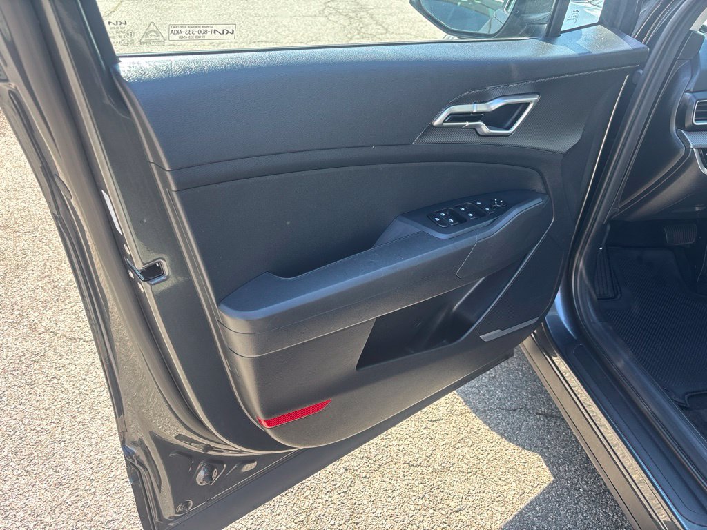 Used 2023 Kia Sportage LX FWD image 10