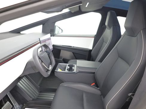 Used 2024 Tesla Cybertruck AWD Crew Cab image 24