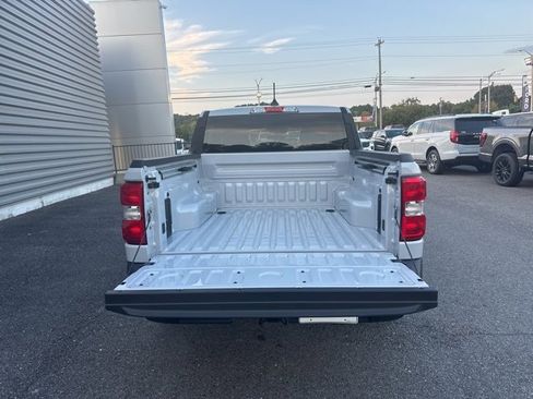 New 2025 Ford Maverick XL image 30