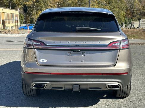 Used 2021 Lincoln Nautilus Reserve w/ Equipment Group 202A image 8