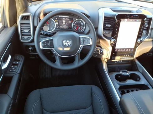 New 2026 RAM 1500 Big Horn AWD/4WD image 13