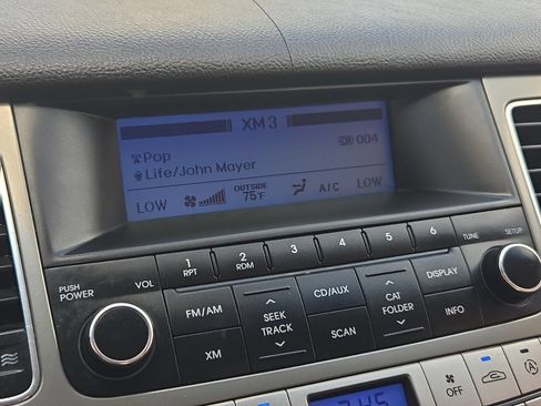 Used 2012 Hyundai Genesis 3.8 RWD image 14