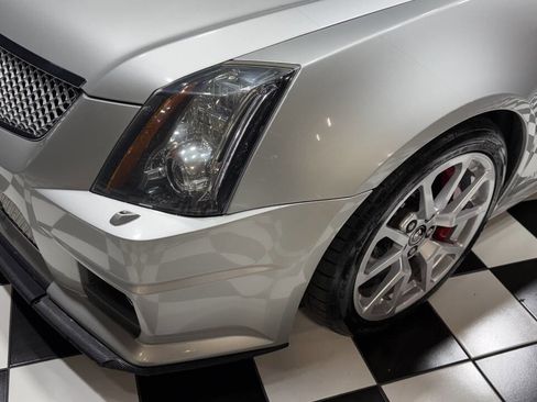 Used 2014 Cadillac CTS V image 17
