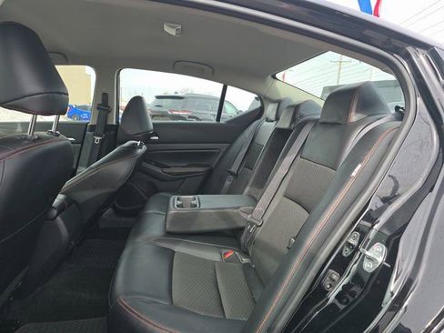 Used 2024 Nissan Altima 2.5 SR image 14