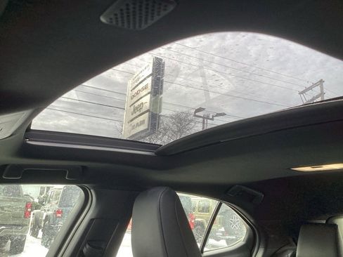 Used 2020 Lexus UX 250h w/ Premium Package image 14