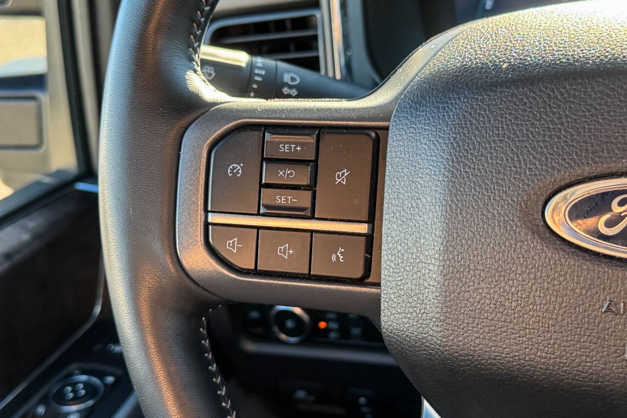 Used 2024 Ford F350 Lariat w/ Sport Appearance Package AWD/4WD image 35