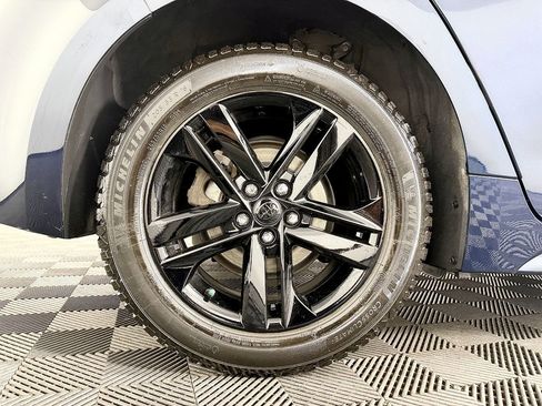 Used 2019 Toyota Corolla SE FWD image 24