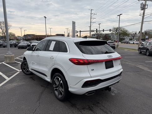 Used 2025 Audi Q5 Premium AWD/4WD image 4