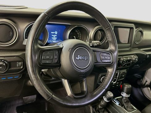 Used 2023 Jeep Wrangler Unlimited w/ Cold Weather Group AWD/4WD image 18