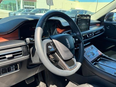 Certified 2024 Lincoln Aviator Reserve image 15