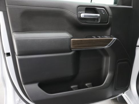 Used 2019 Chevrolet Silverado 1500 LT w/ All-Star Edition AWD/4WD image 39