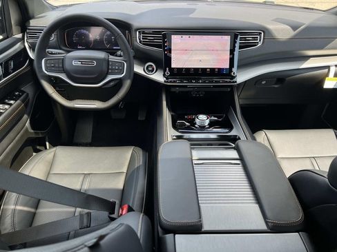 New 2026 Jeep Grand Wagoneer L 4WD image 10