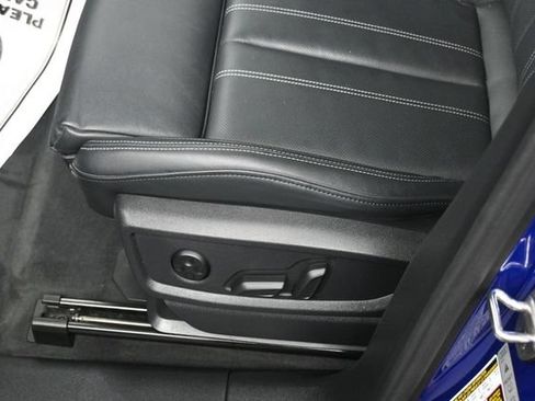 Used 2023 Audi Q5 e Prestige w/ Prestige Package AWD/4WD image 12