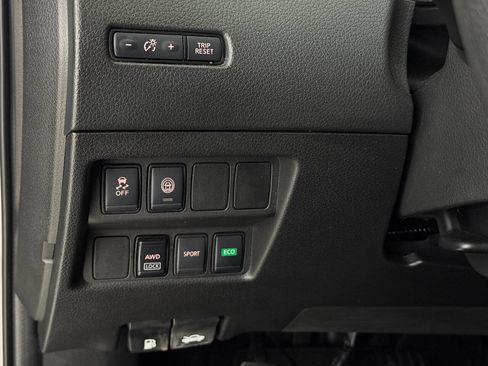 Used 2022 Nissan Rogue Sport S image 49