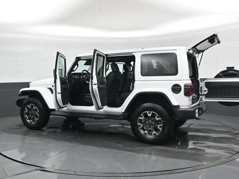 New 2026 Jeep Wrangler Sahara AWD/4WD image 46