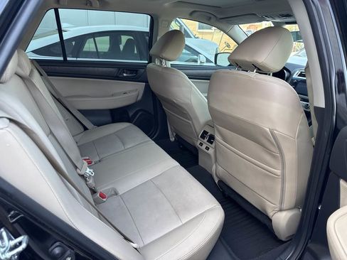 Used 2017 Subaru Outback 2.5i Limited AWD/4WD image 14